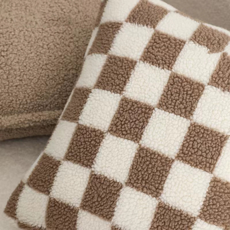 Soft shearling checkered pillowcase